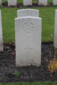 Berlin 1939-1945 War Cemetery - Arnot, Donald MacKenzie